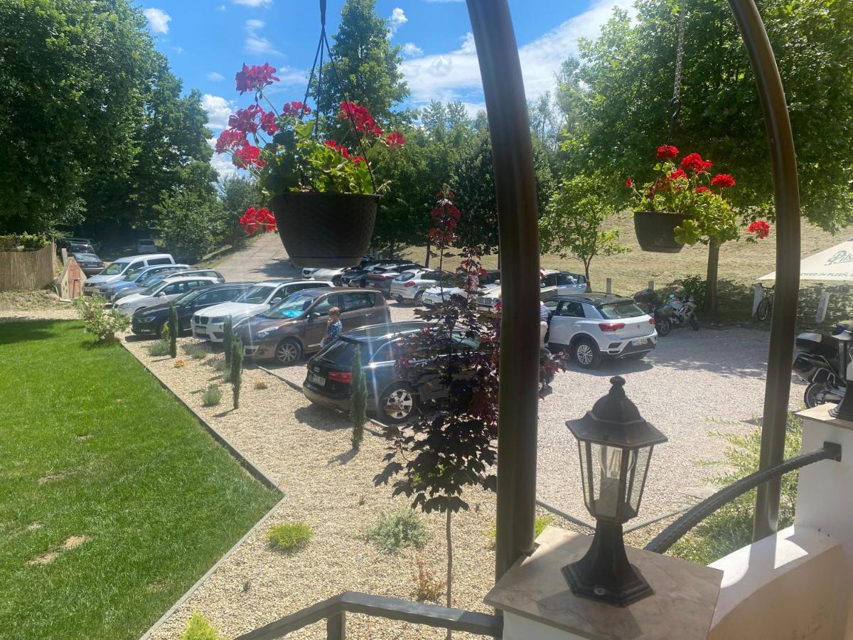 바야 Tanyacsarda Panzio B&B 외부 사진